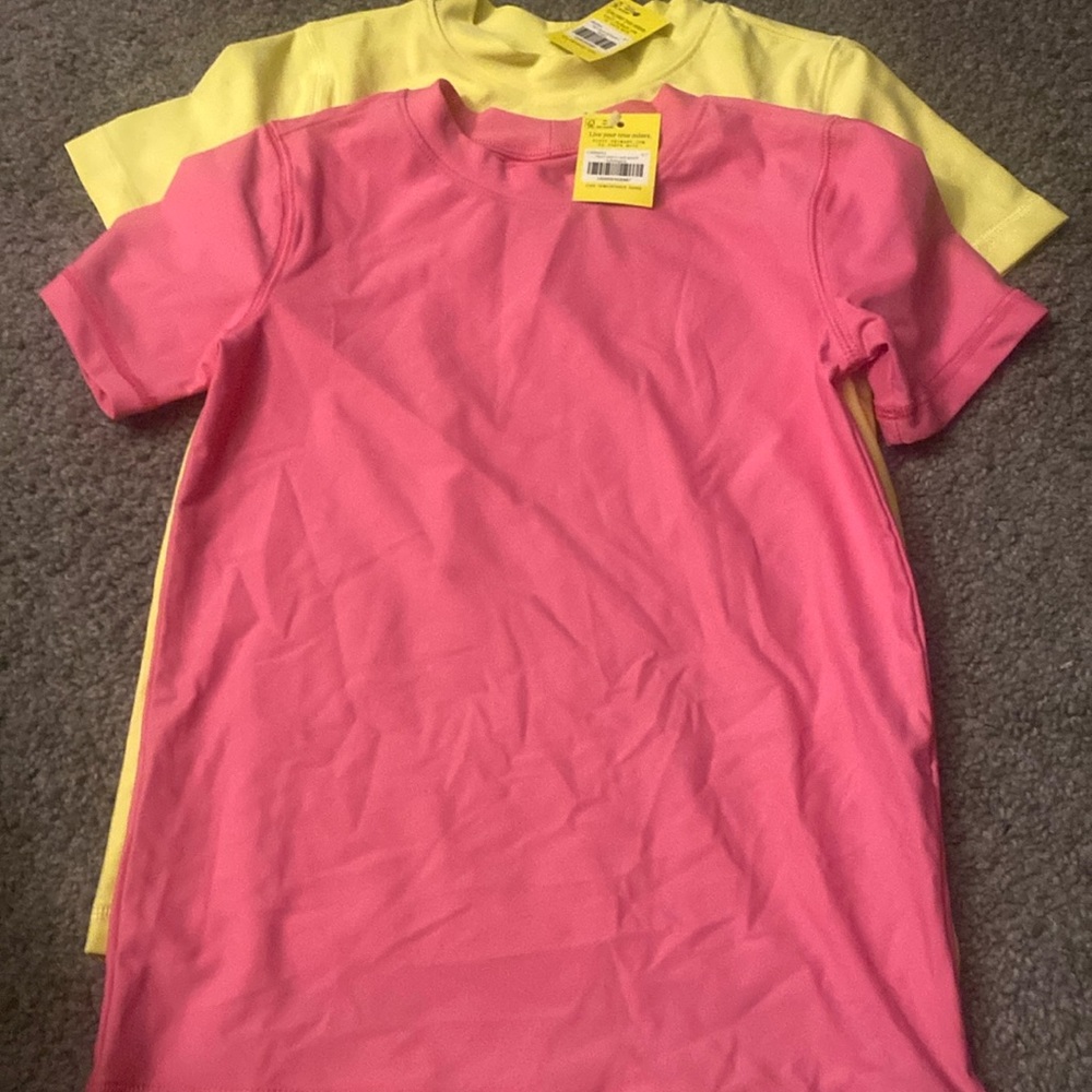 Short sleeve rash guard
